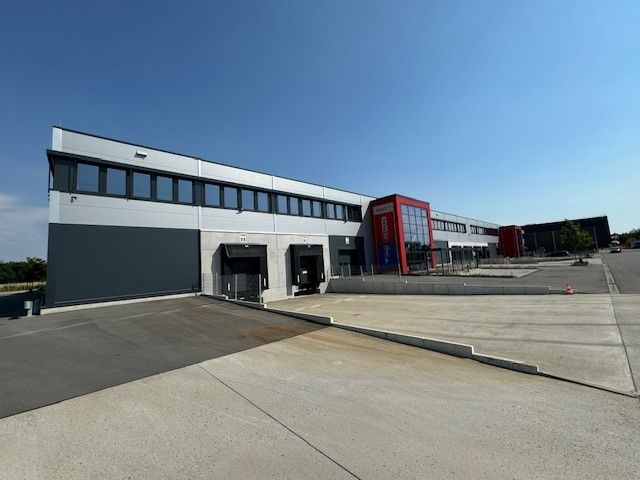 9.157 m² Logistikhalle + 449 m² Büro-/Sozialfläche in Rodgau-Weiskirchen zu vermieten